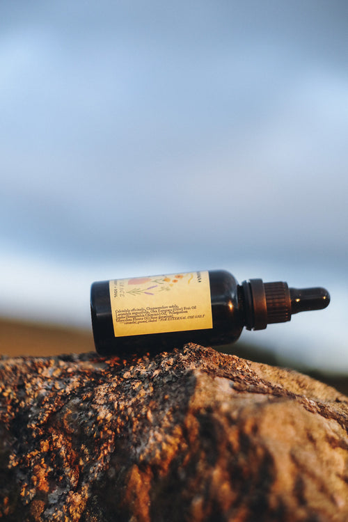 Botanical Body Oil - Give yourself Grace - Calendula Chamomile Lavender