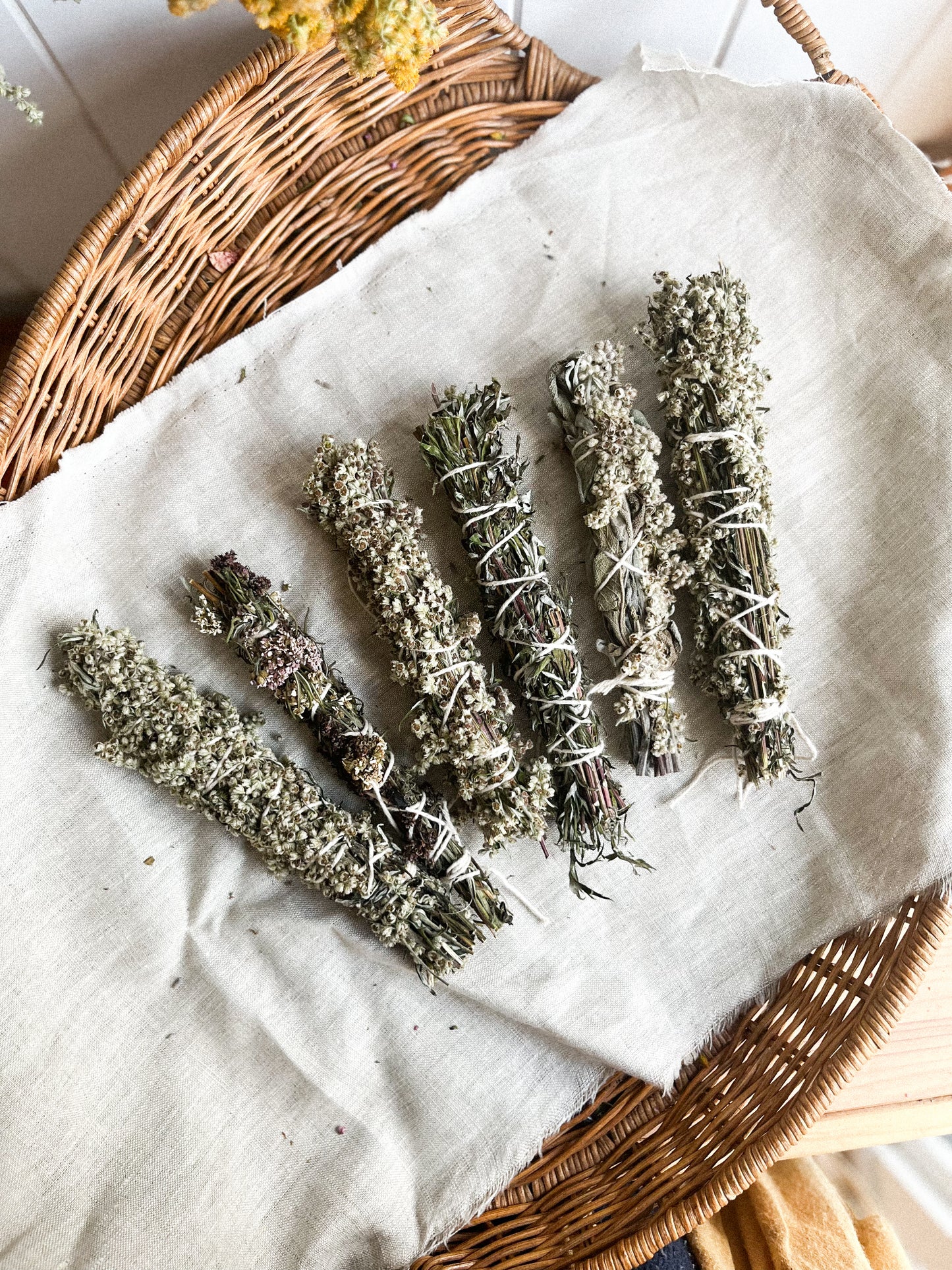 Blessing herbs | Smudge bundles
