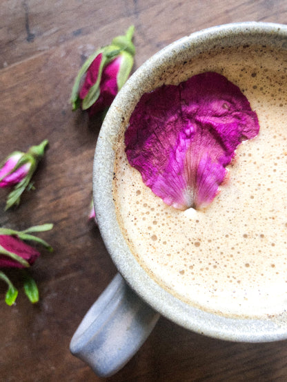 Roots & Roses Dandelion coffee Alternative