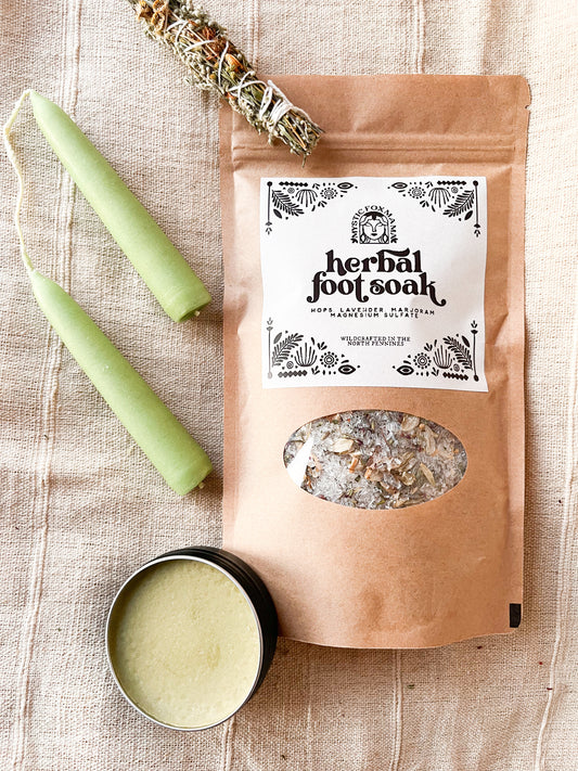 Sore body mini box gift set - muscle balm and soak